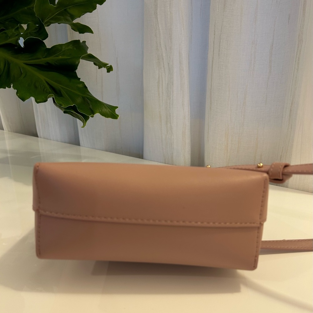 SAMARA Medium Shoulder Bag, Vegan leather - Picture 5 of 7